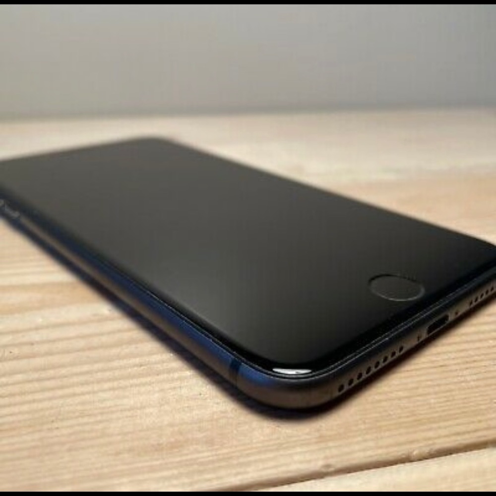 IPhone 8 Plus Unlocked, great condition. - Picture 2 of 3